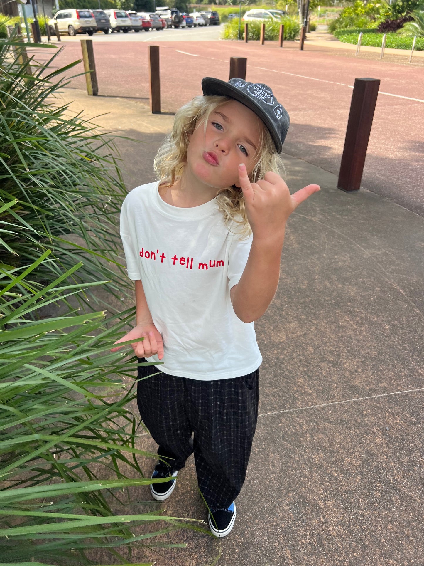 VOODOO CHILD Don’t tell Mum Tee