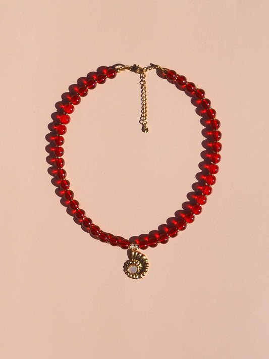 ALESI Spiral Shell Mother of Pearl Red Beaded Necklace | Gold